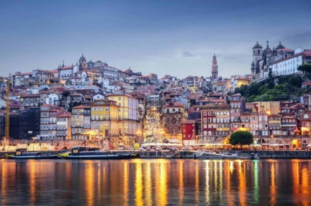 National Theatre Flat Apartment Porto Luaran gambar